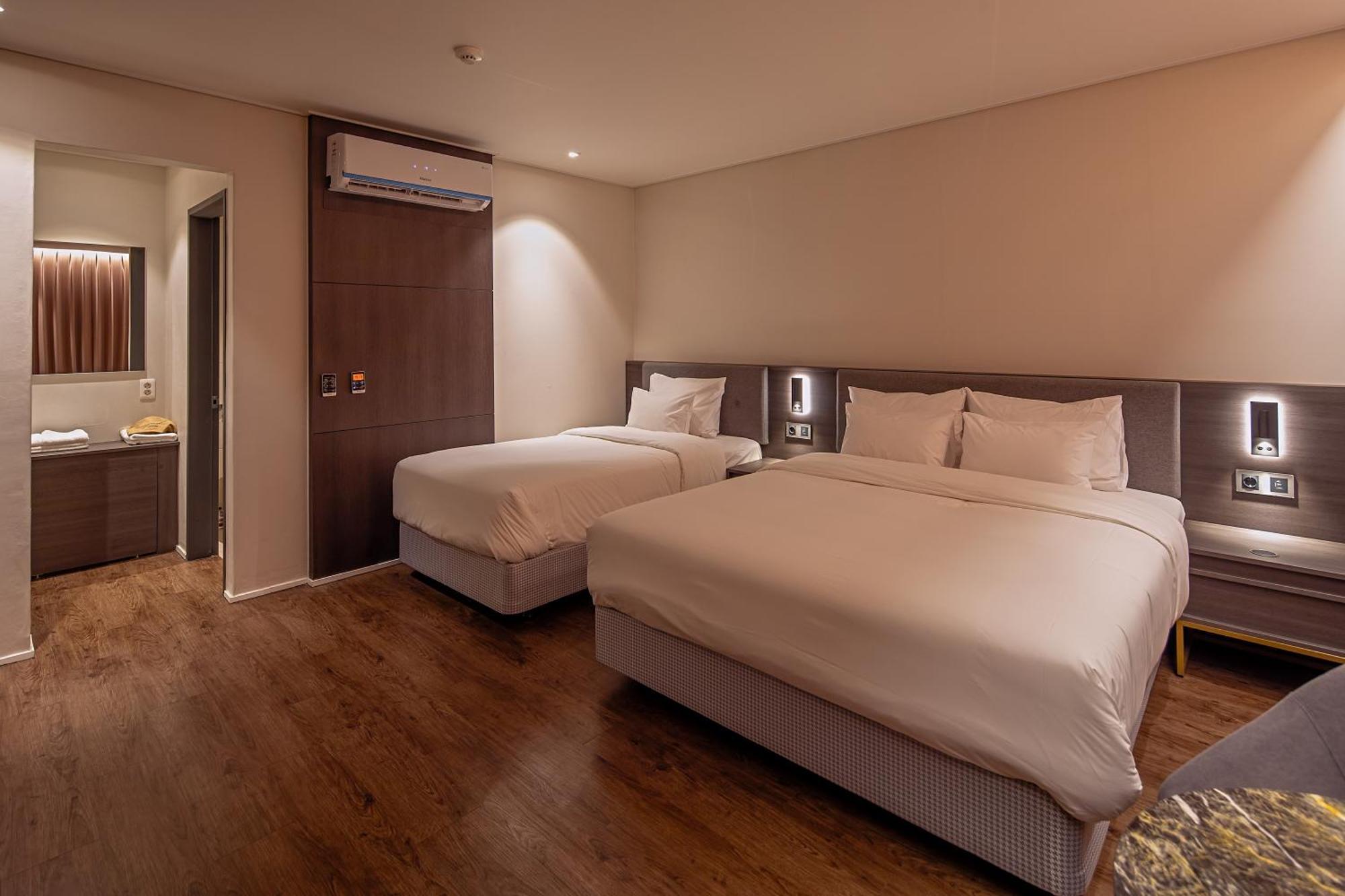 Cloud In Hotel Mokpo Peace Square 外观 照片